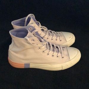 Lavender Hi-too Converse Sz 9.5